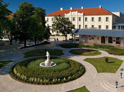 Anna Grand Hotel Wine and Vital 4*