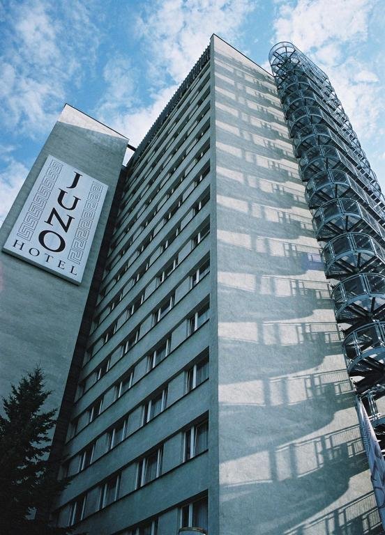 Juno Hotel 3*