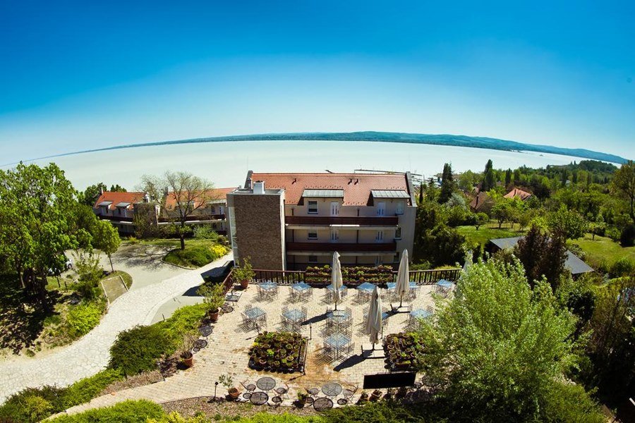 Echo Residence All suite hotel