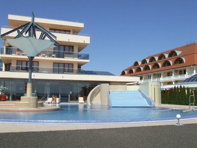 Flamingó Wellness Hotel 4*