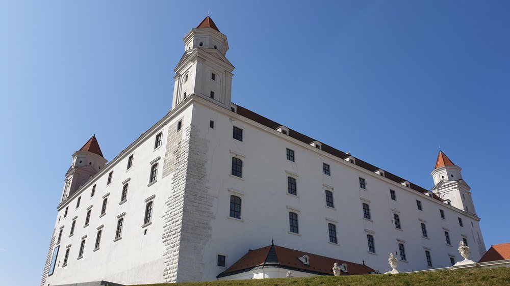 Дьёр  — братислава 