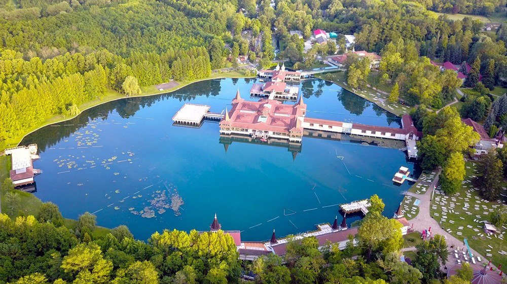 Балатон — хевиз