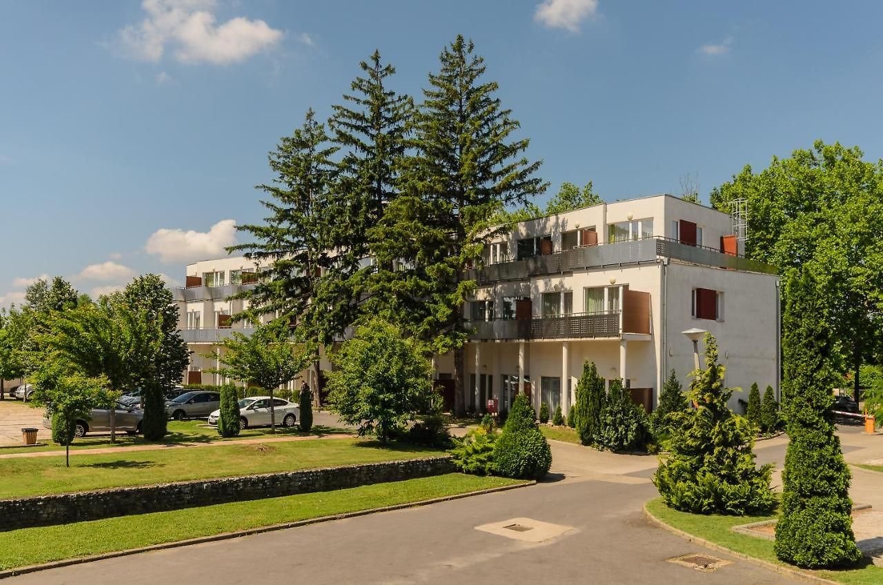 Hunguest Hotel Béke